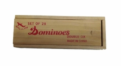 Domino en caja de madera