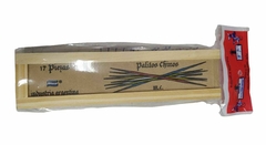 Palitos chinos en caja de madera