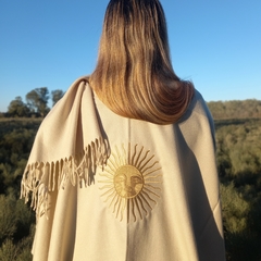 RUANA SOL BEIGE - comprar online