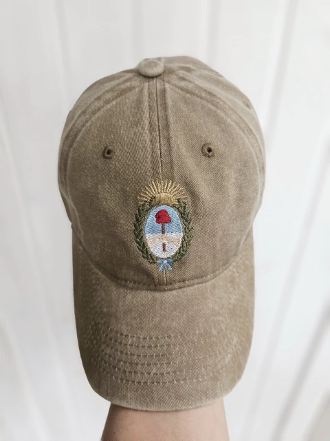 GORRA DENIM GASTADA ESCUDO NACIONAL (elegir color)