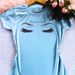 T-SHIRT - Designer de sombrancelha