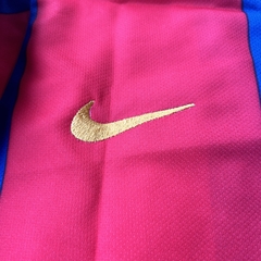 Imagen de CAMISETA RETRO - BARCELONA 2007- RONALDINHO Y MESSI