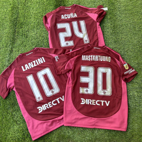 CAMISETA - RIVER PLATE 2024/2025 - ALTERNATIVA - ACUÑA, LANZINI, MASTANTUONO, MARTINEZ