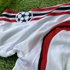 CAMISETA RETRO - MILAN 2006/2007 - ALTERNATIVA - KAKA - tienda online