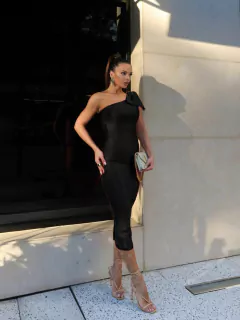 Vestido Feminino Malha Prada laço sem manga - loja online
