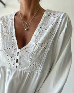 Blusa Valencia Blanca en internet