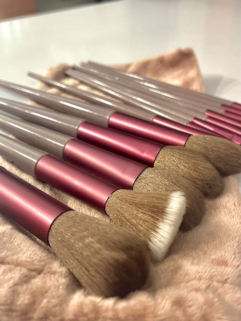 Kit 13 pincéis + Bolsa Veludo