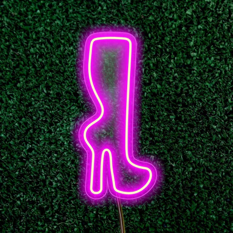 Luminária Neon Led Bota Cano Alto 17x40cm