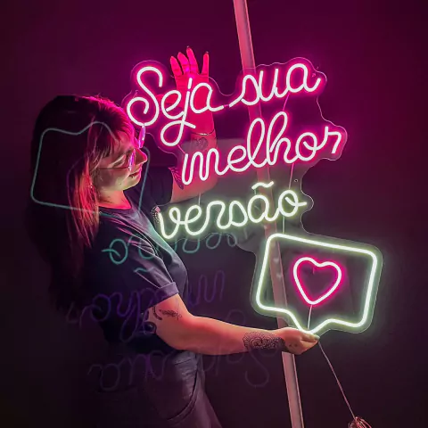 Luminária Neon Led Seja sua melhor versão 73x55cm