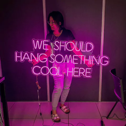 Luminária Neon Led We should hang something cool here 130x50cm