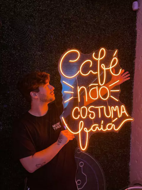 Luminária Neon Led Café não costuma faiá 65x90cm
