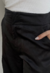 Calça Greta - Preta na internet