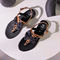 Sandalia Moños en internet