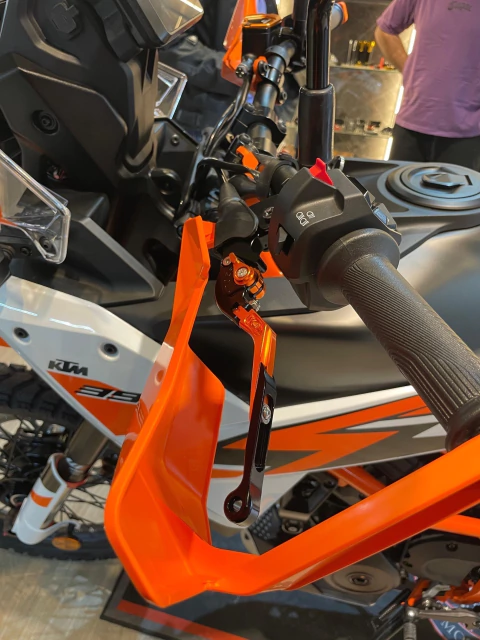Manijas de freno y embrague ktm adventure R