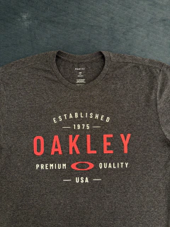 CAMISETA OAKLEY L (G) - comprar online