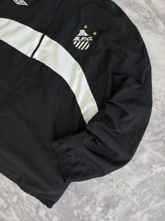 CORTA VENTO UMBRO SANTOS FUTEBOL CLUBE - M/G - loja online
