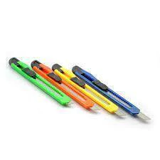 CUTTER 9MM. ECONOMICO - tienda online