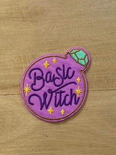 Parche bordado termoadhesivo "Basic Witch"