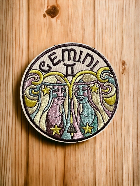 Parche bordado termoadhesivo "Géminis”
