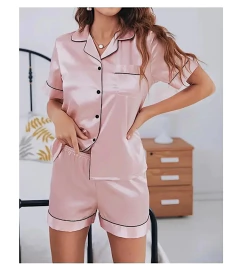 Conjunto Pijama corto satén en internet