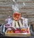 Bandeja "Choco love 3" (pelúcia, caixa de bis e muitos bombons e trufas ) - comprar online