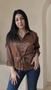 Camisa satinada Paulina chocolate