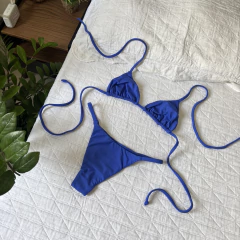 Top cortininha e calcinha fixa - azul royal