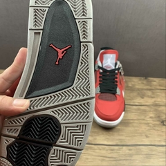AIR JORDAN 4 RETRO - comprar online