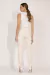Calça jeans skinny off-white Brisa com botão cristal e cós descontruído all look costas