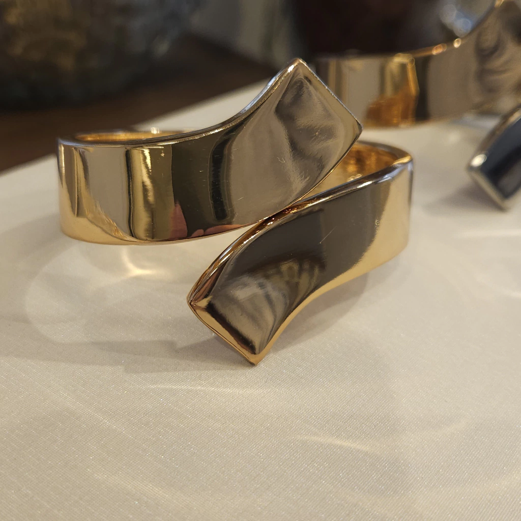 Bracelete Liso duas pontas largas