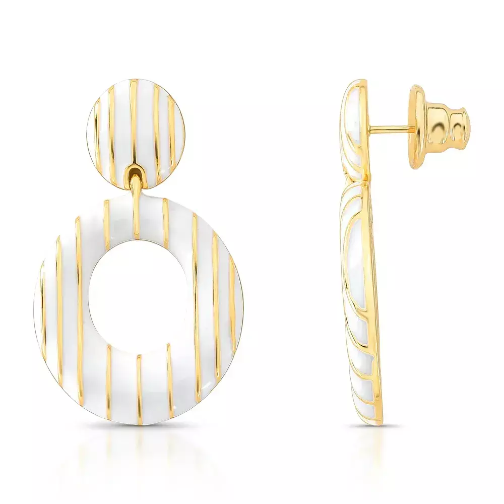 Brinco dourado com esmalte branco line touch