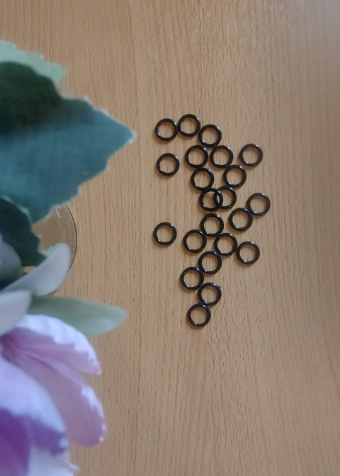 Arandelas Plásticas 11 mm Negro x 100 unid