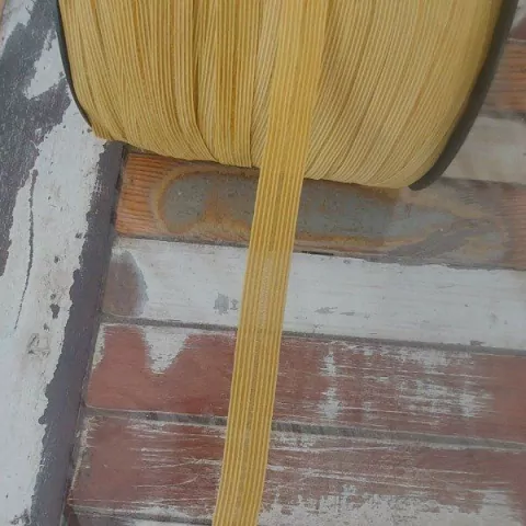 Elástico Partido 14 mm Mostaza x mt