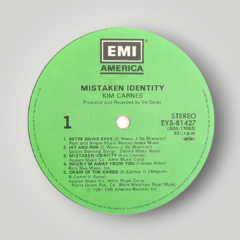 Kim Carnes - Mistaken Identity (Japão) - Vinil Store