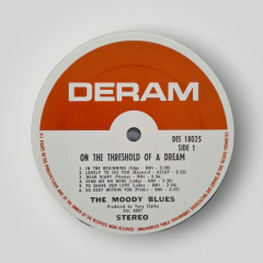 The Moody Blues - On the Threshold of a Dream - loja online