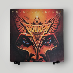 Triumph - Never Surrender - comprar online