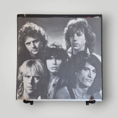Aerosmith - Done With Mirrors na internet