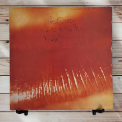 The Cure - Kiss Me
