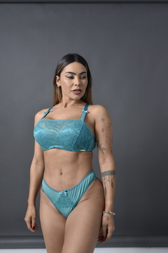 Conjunto Lia na internet