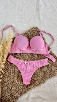 Conjunto Tradicional na internet