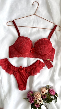 Conjunto Fru Fru na internet
