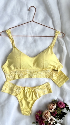 Conjunto Luciana na internet
