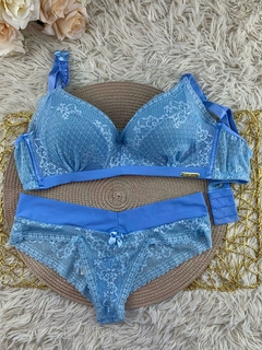 Conjunto Kelly - Gata Manhosa