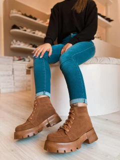 Borcegos Ariadna (406) - comprar online