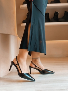 Stiletto Willow (382) en internet