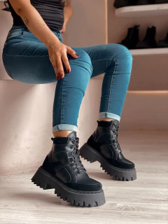 Borcegos Dalea (394)