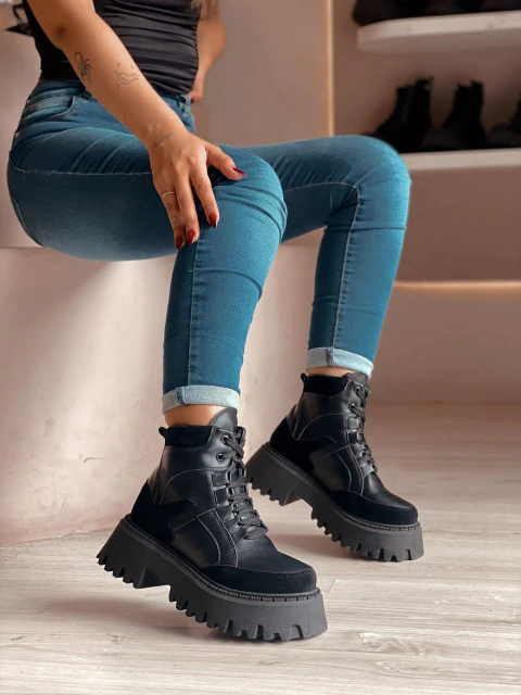 Borcegos Dalea (394)