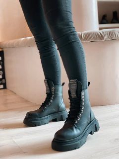 Borcegos Megan (412) en internet