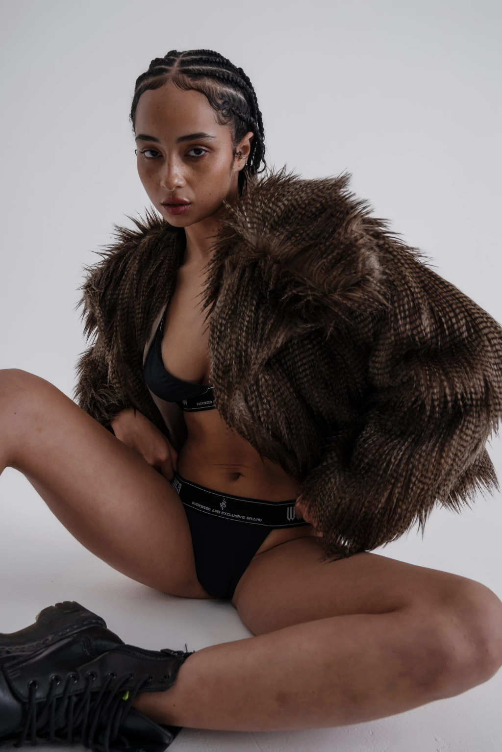 HOT STUFF 01