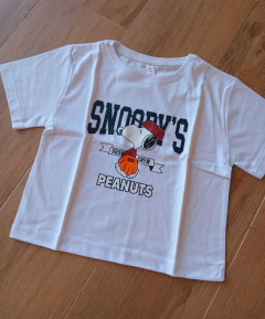 Top crop Snoopy
